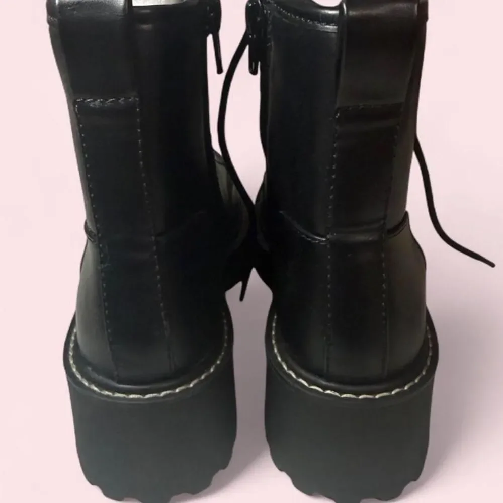 Madden-girl Women's Black Boots